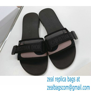 Dior Technical Fabric Dio(r)evolution Slides 01 2021 - Click Image to Close