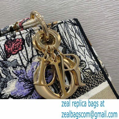 Lady Dior Medium D-Lite Bag in Multicolor Mille Fleurs Embroidery 2021