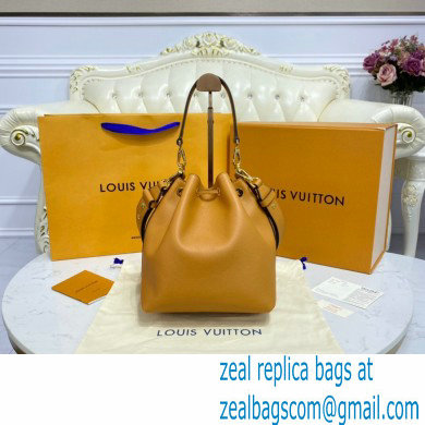 Louis Vuitton Grained Calf Leather Lockme Bucket Bag M57689 Arizona Beige 2021