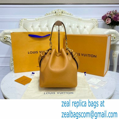 Louis Vuitton Grained Calf Leather Lockme Bucket Bag M57689 Arizona Beige 2021 - Click Image to Close