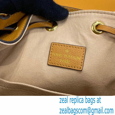 Louis Vuitton Grained Calf Leather Lockme Bucket Bag M57689 Arizona Beige 2021 - Click Image to Close