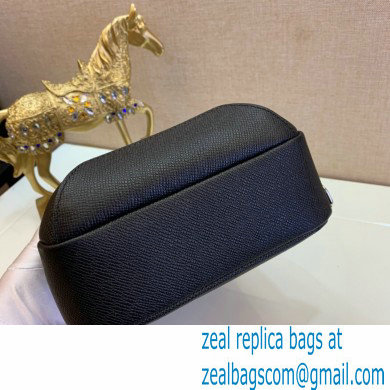 Louis Vuitton Taiga Leather Avenue Sling Bag M30443
