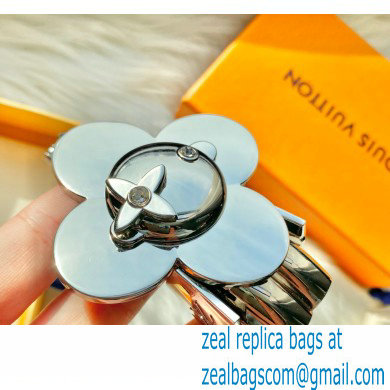 Louis Vuitton Vivienne Bag Charm and Key Holder 04