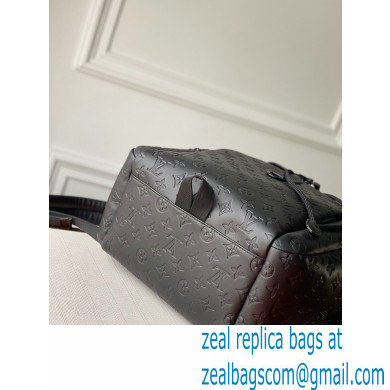 louis vuitton DISCOVERY BACKPACK M43680