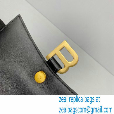 Balenciaga Cowhide B Metal buckle Chain bag in Black Bb016