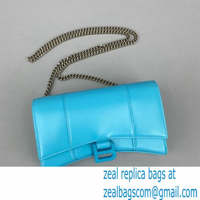 Balenciaga Cowhide B Metal buckle Chain bag in Blue Bb015