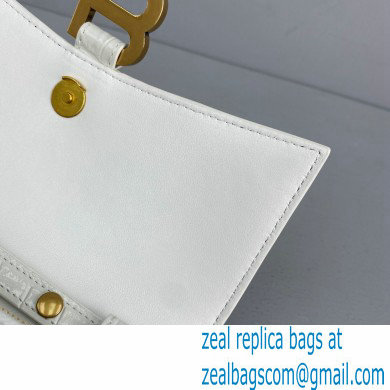 Balenciaga Cowhide B Metal buckle Chain bag in White Bb014