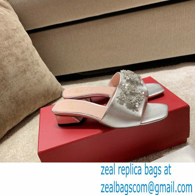 roger vivier heel 2.5cm Bouquet Strass Buckle Mules in satin silver