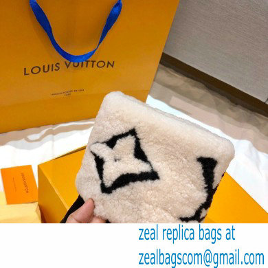 Louis Vuitton Suede Leather and Shearling Snowdrop Flat Ankle Boots Black/White 2021