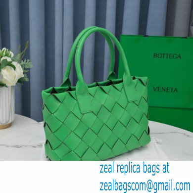 Bottega Veneta Intrecciato Leather Cabat Tote Bag Green 2021 - Click Image to Close