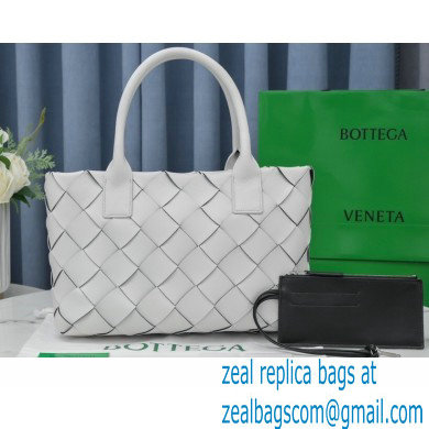 Bottega Veneta Intrecciato Leather Cabat Tote Bag White 2021
