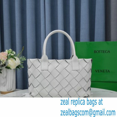 Bottega Veneta Intrecciato Leather Cabat Tote Bag White 2021