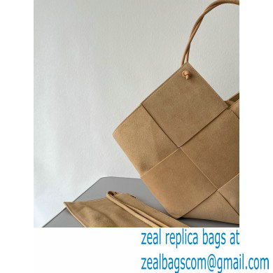 Bottega Veneta Large Intrecciato Suede Tote Bag Apricot 2021