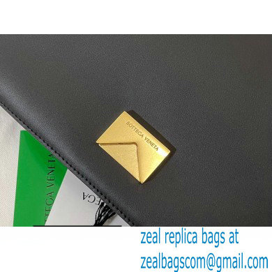 Bottega Veneta Mount Medium Leather Envelope Bag Black 2021