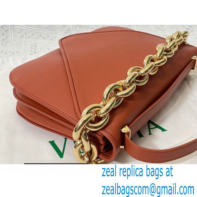 Bottega Veneta Mount Medium Leather Envelope Bag Maple 2021
