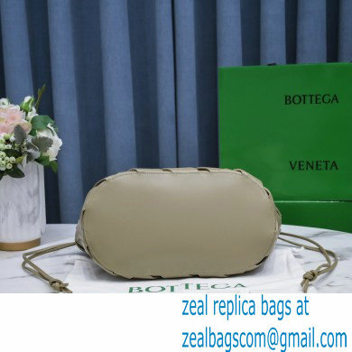 Bottega Veneta Point Intrecciato Leather Top Handle Medium Basket Bag Taupe 2021