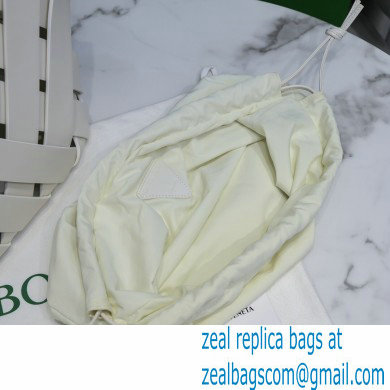 Bottega Veneta Point Intrecciato Leather Top Handle Medium Basket Bag White 2021