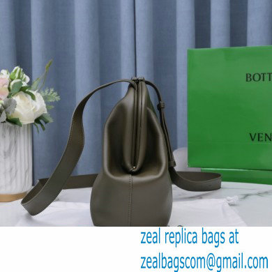 Bottega Veneta Point Leather Top Handle Medium Bag Camping Green 2021 - Click Image to Close