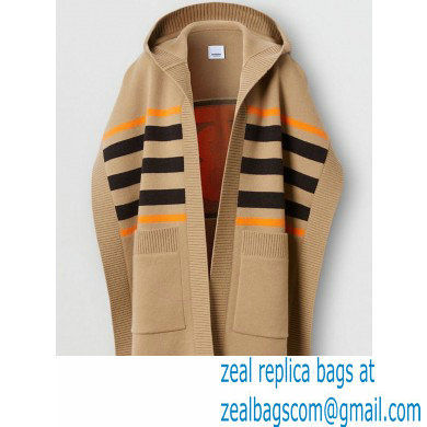 Burberry Cape BUR20