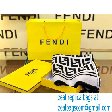 Fendi Blanket 143x123cm F03 2021