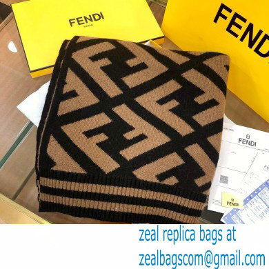 Fendi Poncho F01 2021