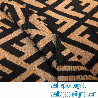 Fendi Poncho F01 2021