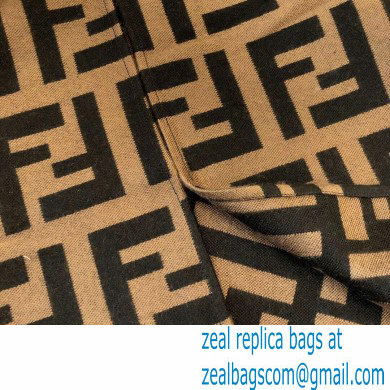 Fendi Poncho F04 2021