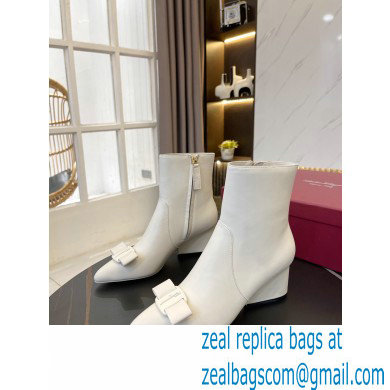 Ferragamo Heel 5.5cm Leather Viva Bootie Ankle Boots White 2021 - Click Image to Close