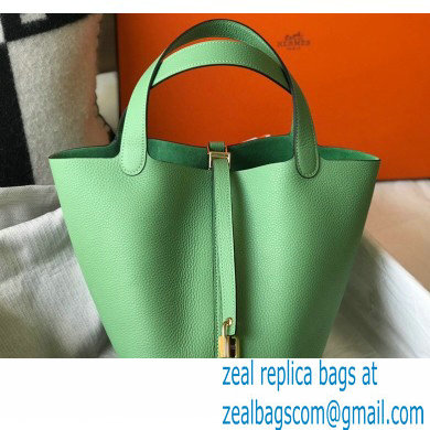 Hermes Picotin Lock 18/22 Bag Avocado Green with Gold Hardware - Click Image to Close