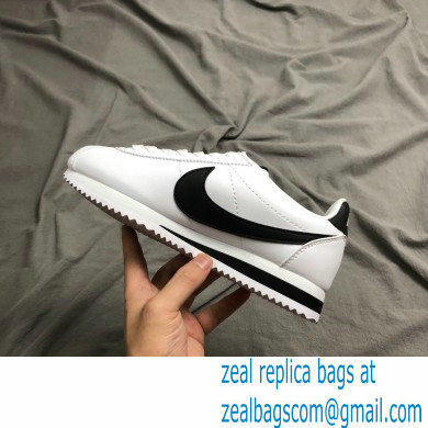 Nike Cortez Classic Basic Sneakers 02 2021