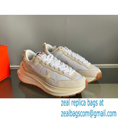 Nike x Sacai Sneakers 02 2021