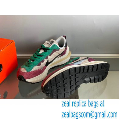 Nike x Sacai Sneakers 05 2021