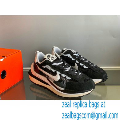 Nike x Sacai Sneakers 08 2021