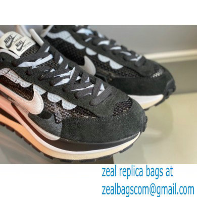 Nike x Sacai Sneakers 08 2021