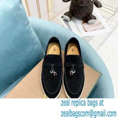 loro piana Suede Calfskin horseshoes Summer Lucky Charms Walk Moccasin 01
