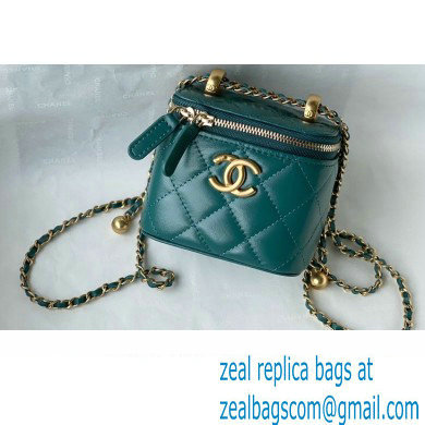 Chanel Calfskin Small Vanity with Chain Bag AP2292 Green 2021