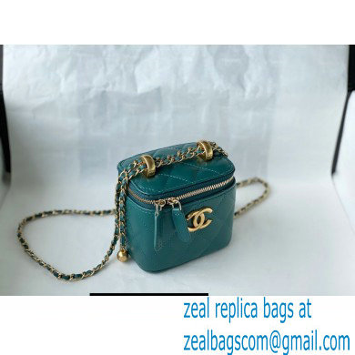 Chanel Calfskin Small Vanity with Chain Bag AP2292 Green 2021