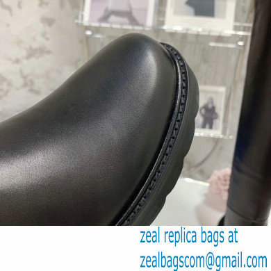 Stuart Weitzman calfskin Boot with 3.5CM Heel black