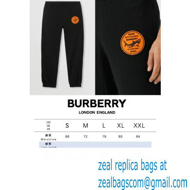 Burberry Pants 01 2022