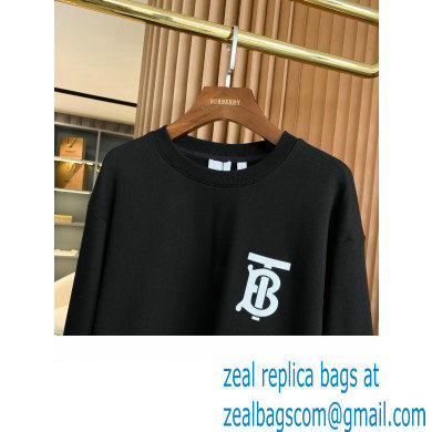 Burberry Sweater/Sweatshirt 33 2022