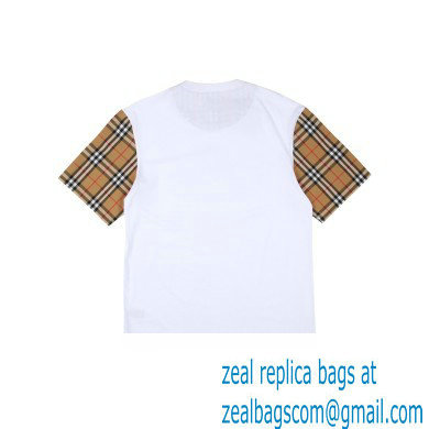 Burberry T-shirt 02 2022