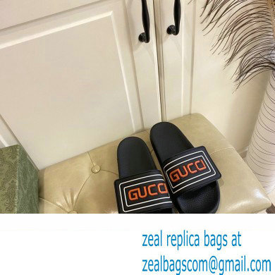 Gucci lover's slippers 05 2022