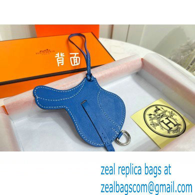 Hermes Paddock Selle Saddle Charm 01 2022