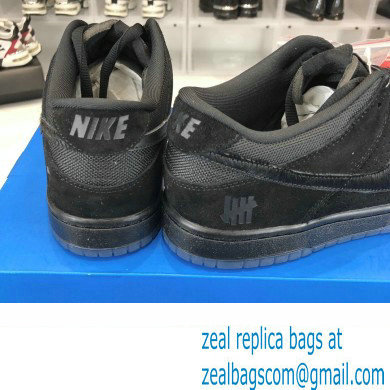 Nike Dunk Low Sneakers 01