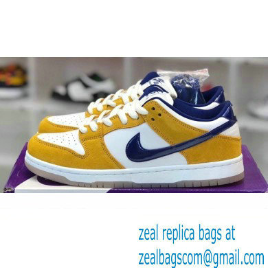 Nike Dunk Low Sneakers 22