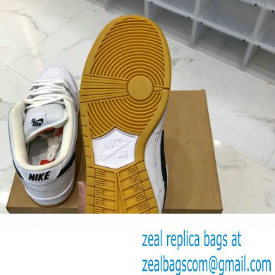 Nike Dunk Low Sneakers 31