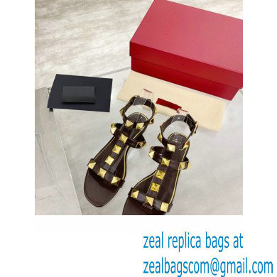Valentino ROMAN STUD FLAT CALFSKIN SANDAL coffee 2021