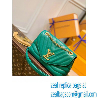 louis vuitton New Wave Chain Bag m58664 EMERALD 2021