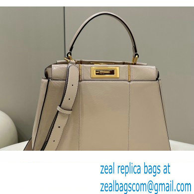 Fendi Peekaboo Iconic Medium Bag in Vintage Effect Lambskin Creamy