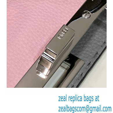 Fendi Peekaboo Iseeu Small Bag in Selleria Romano Leather Gray